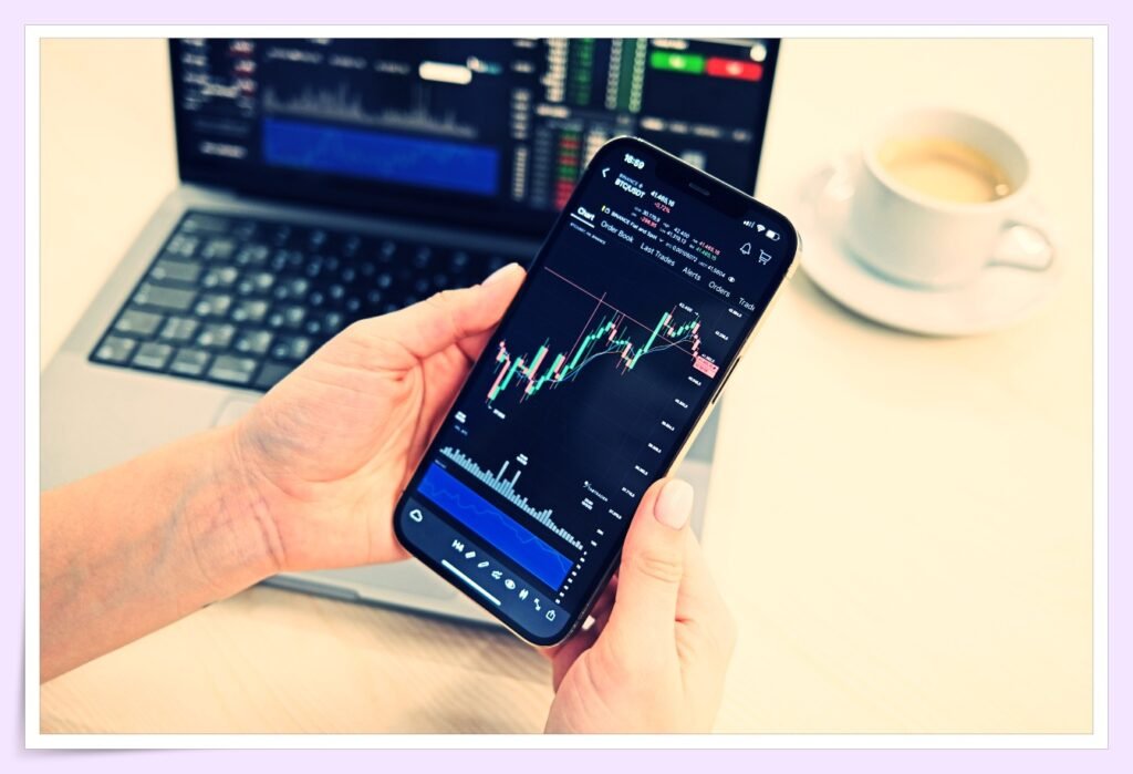 "budgeting app on smartphone 2026"