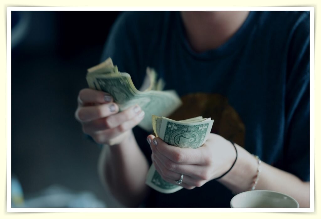 investing 10 dollars a month in sp500 auto invest