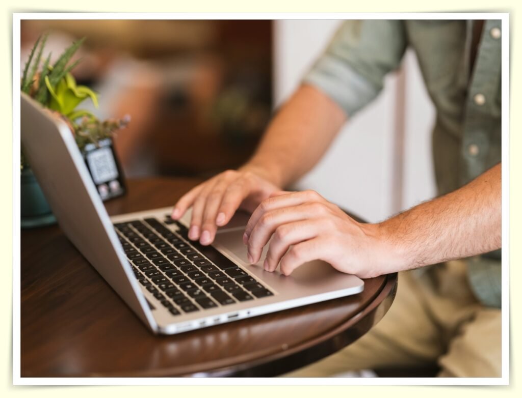 start freelance writing side hustle no money