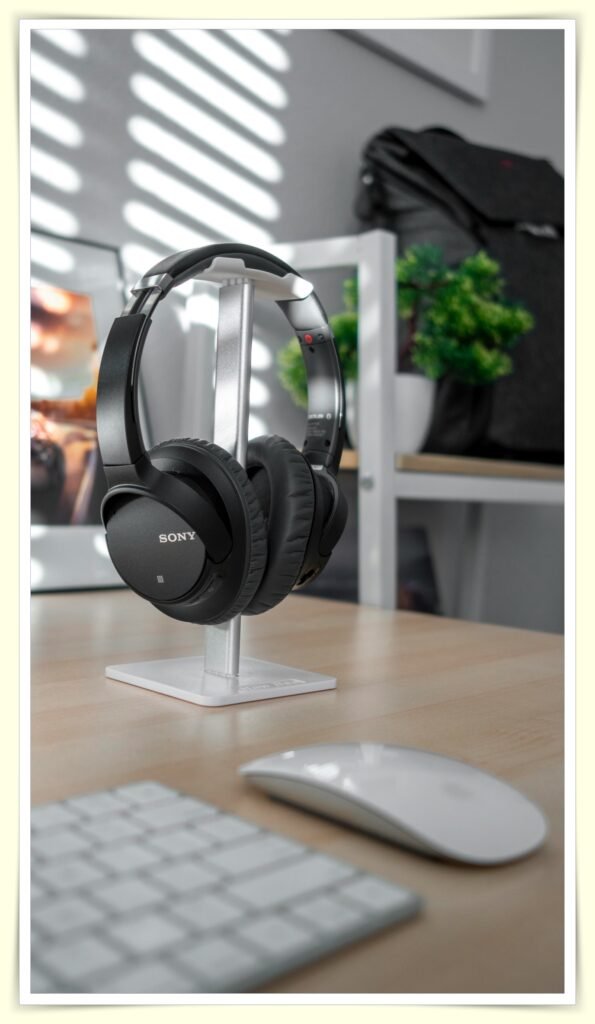quiet home office setup for introverts