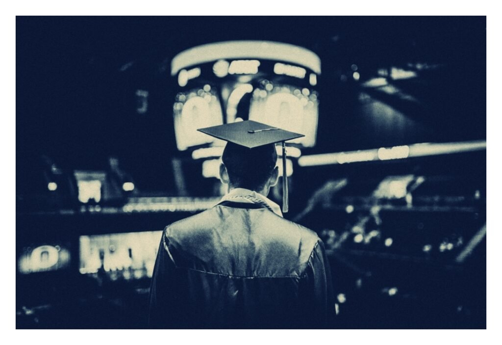 how to pay off student loans on a 40k salary graduate